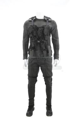 Lot # 185 - The Divergent Series: Allegiant (2016): Factionless Soldier Costume