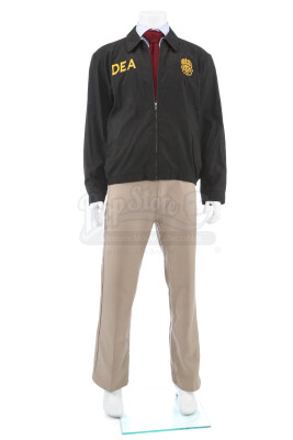 Lot # 20: Alejandro's (Benicio Del Toro) DEA Costume