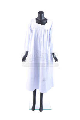 Lot # 52: Lynne Cheney's Bush Vice Discussion Nightgown