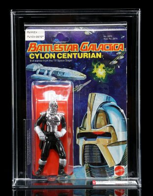 Lot # 551: Cylon Centurian Series 1 Figure AFA 80+