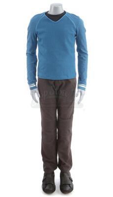 Lot # 242: STAR TREK (2009) & STAR TREK INTO DARKNESS (2013) - Men's USS Enterprise Sciences Uniform