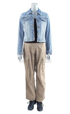 Lot #319 - HANNIBAL(2001) - Clarice Starling's (Julianne Moore) Undercover Costume