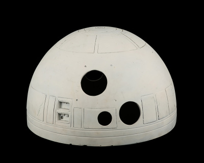 Lot #316 - STAR WARS: THE PHANTOM MENACE (1999) - Kenny Baker Estate Collection: R2-D2 (Kenny Baker) Dome