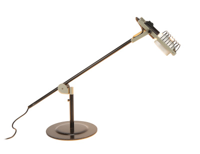 Lot #426 - ALIENS (1986) - Hadley's Hope Desk Lamp